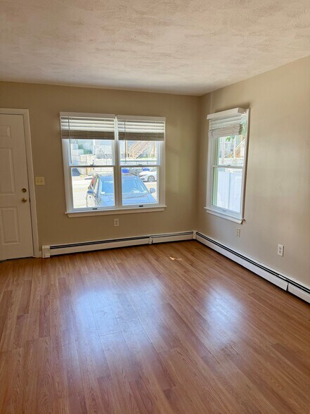Building Photo - 730 Manton Ave