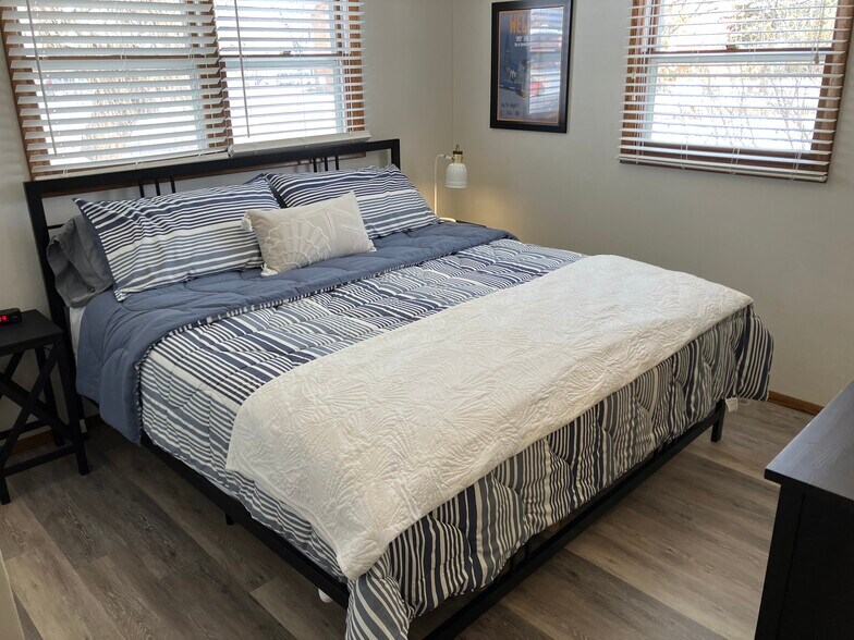 King Bedroom - 1385 Maricopa Dr