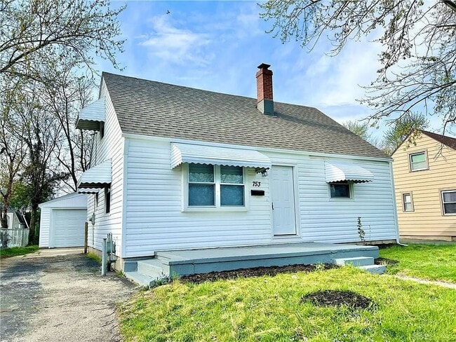 Primary Photo - 753 Cosler Dr