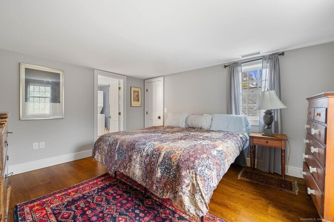 Building Photo - 138 School House Rd