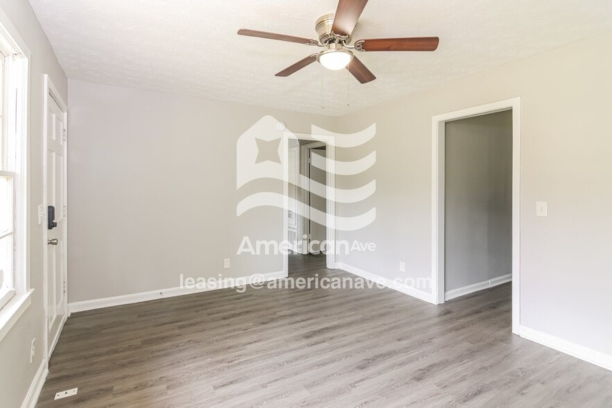 Building Photo - 1627 Celia Dr