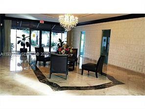 Building Photo - 10101 E Bay Harbor Dr