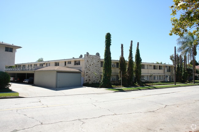 Building Photo - 7th Street Apartments