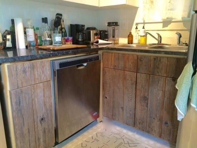 Building Photo - Charming 1 Bedroom in Hancock