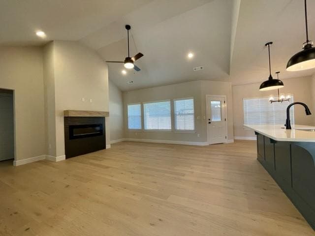 Building Photo - 1001 Parker Ln