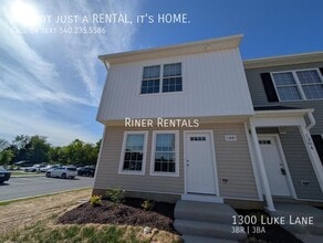 Building Photo - 1300 Luke Ln