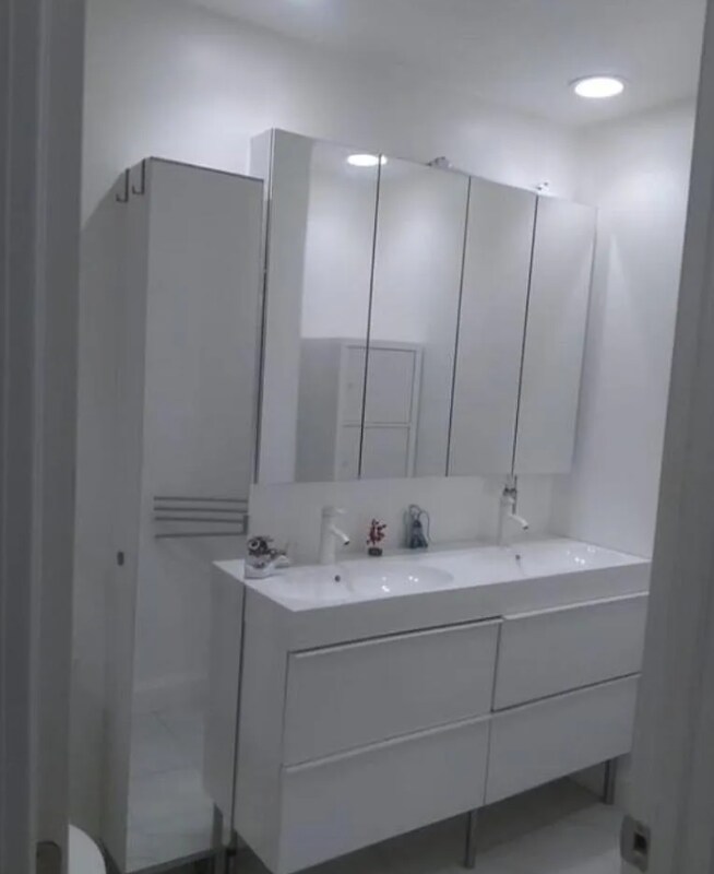 Building Photo - 10 Weston Ave