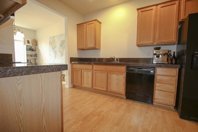 Building Photo - 16075 SW Whistling Swan Ln