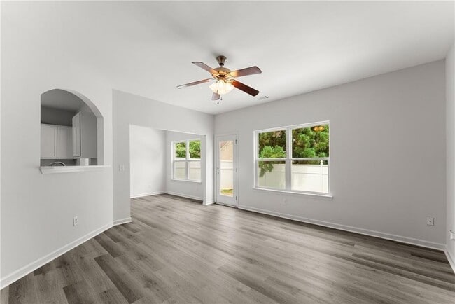Building Photo - 124 Oakmont Dr