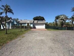 Building Photo - 15705 66th Ct N