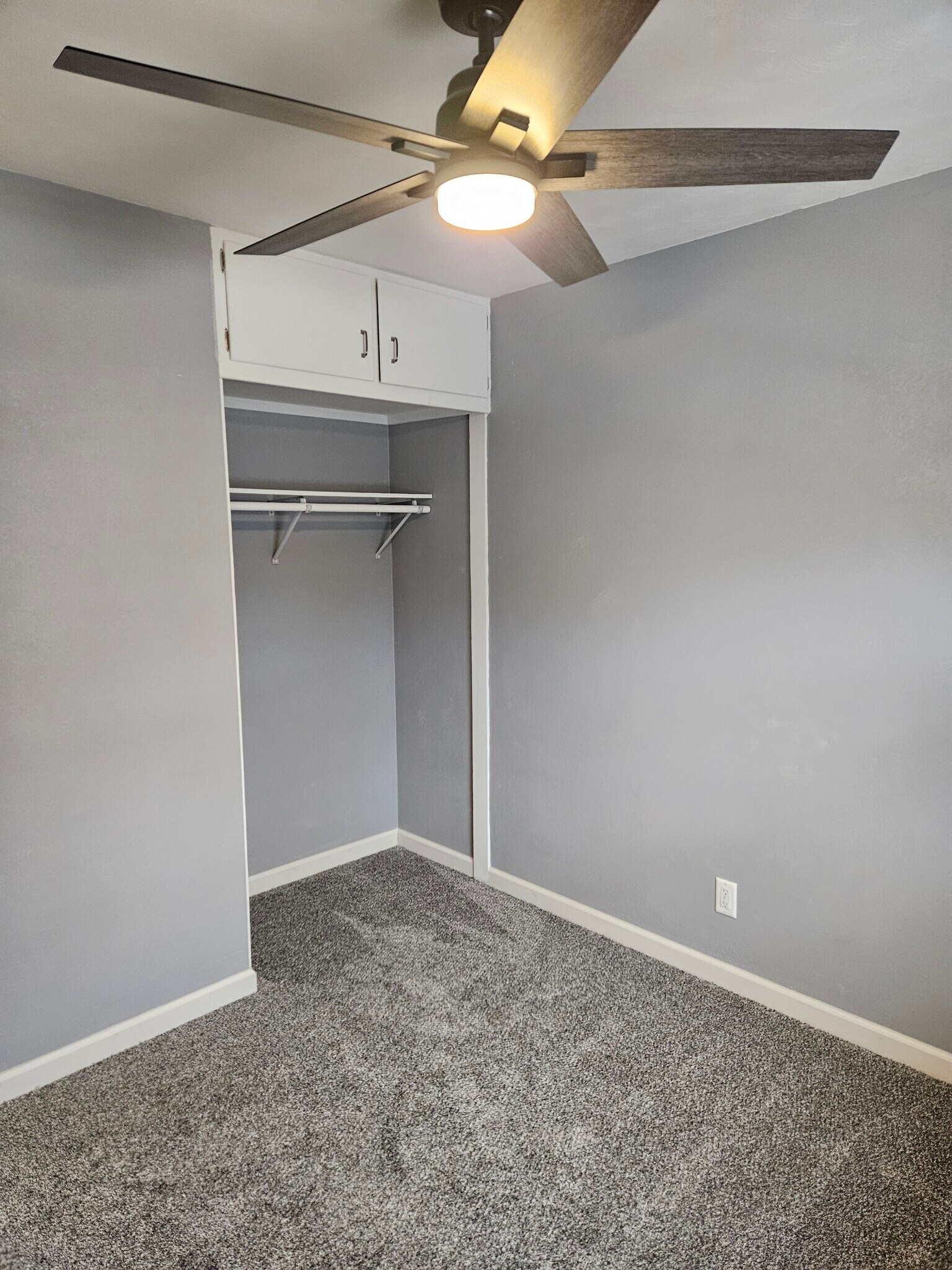 Building Photo - 926 Cimarron Dr