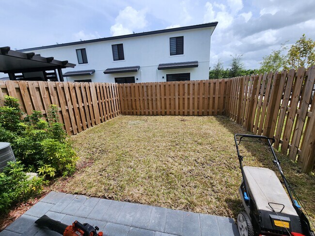 Building Photo - 10892 SW 232nd Ter