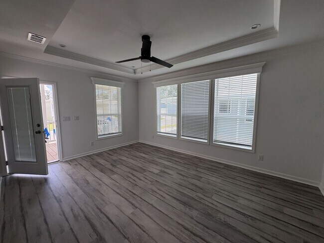 Building Photo - 1635 Voyager Dr