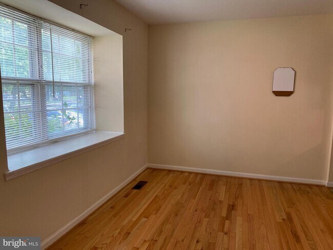 Building Photo - 2822 Hogan Ct