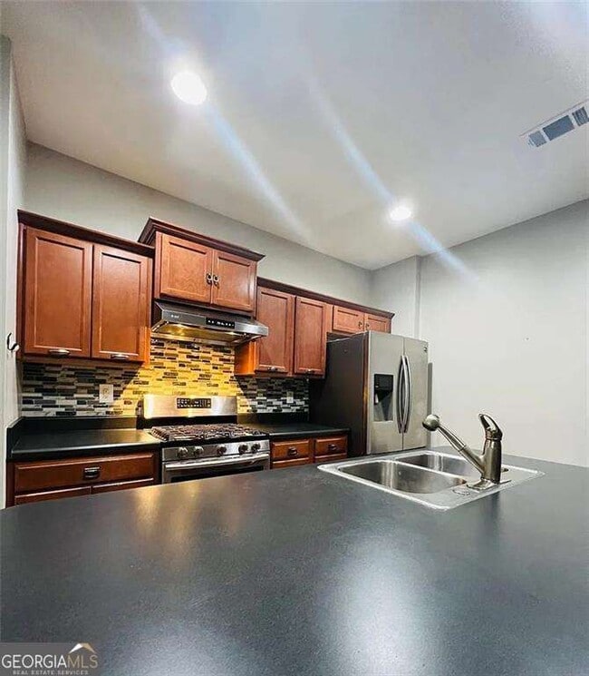 Building Photo - 6996 Kingswood Run Dr