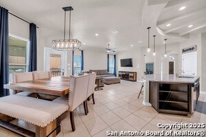 Building Photo - 6638 Comanche Post