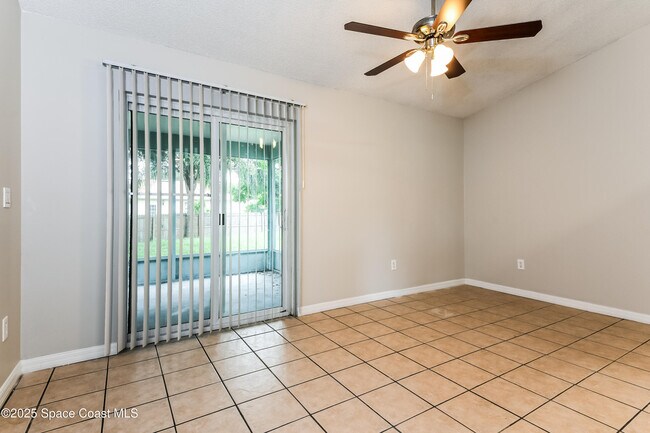 Building Photo - 5649 Beaverbrook St