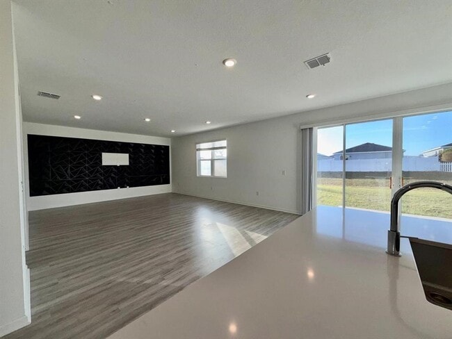 Building Photo - 1209 Mattie Pointe Blvd