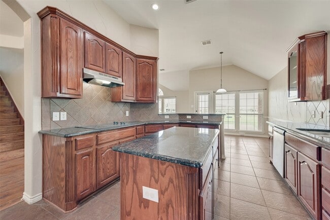 Building Photo - 10044 Dorsett Dr