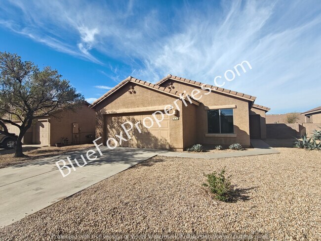 Primary Photo - 14197 N Maize Farm Ave