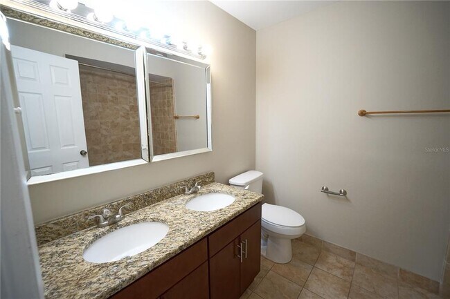 Building Photo - 10411 Butia Pl