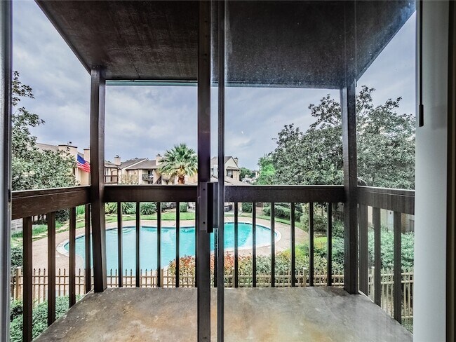 Building Photo - 1500 Bay Area Blvd