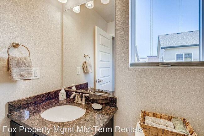 Building Photo - 2 br, 3 bath House - 11243 Colony Cir