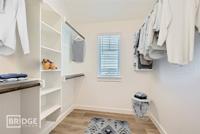 Building Photo - 2210 Hopper Ln