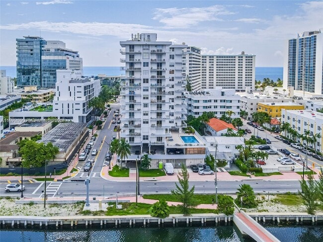 Building Photo - 2829 Indian Creek Dr