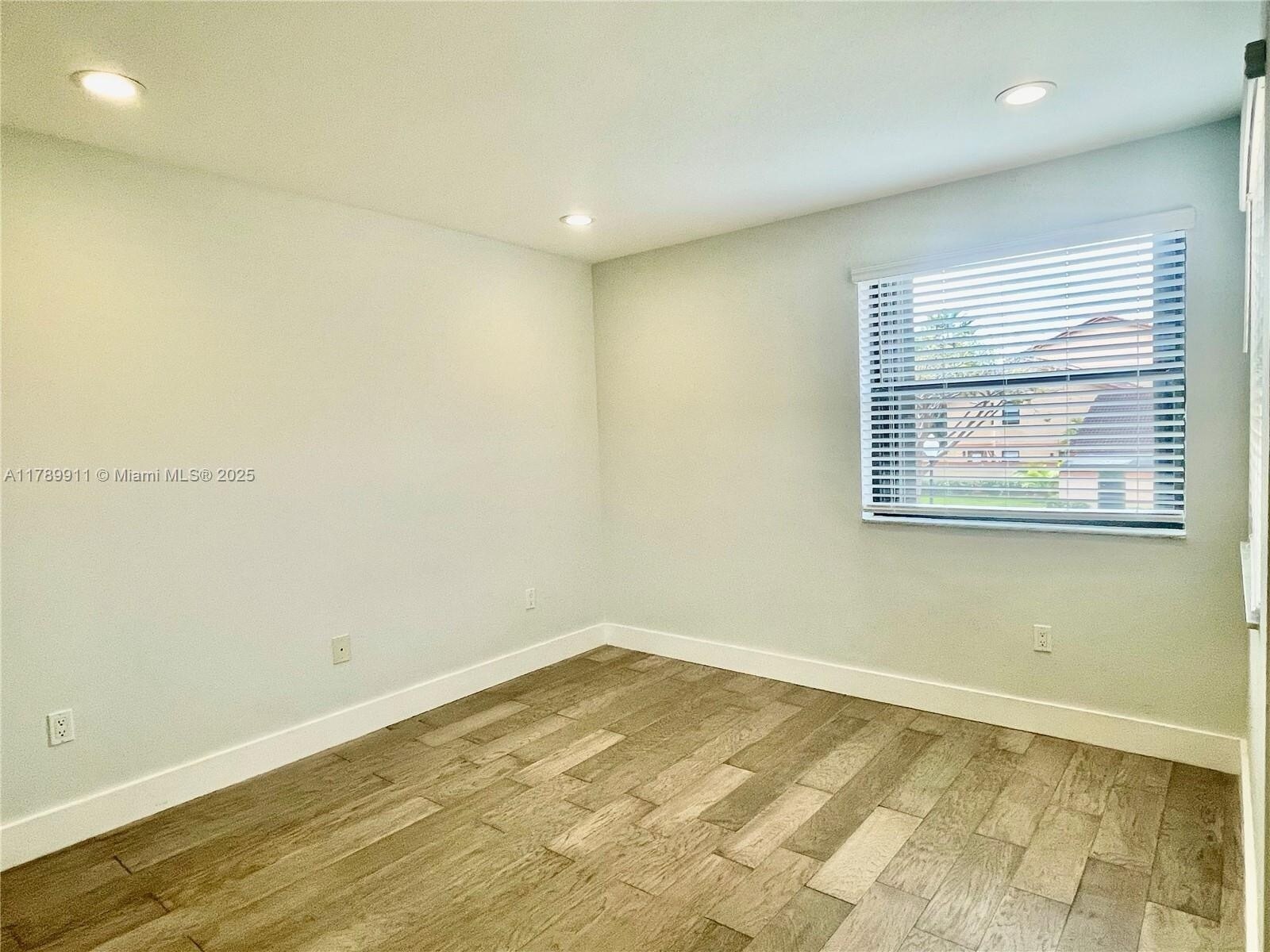 Building Photo - 11325 SW 9th Ct