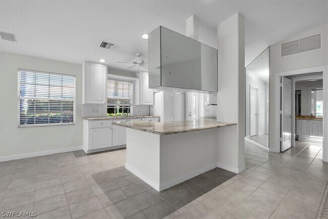 Building Photo - 5065 Ventura Ct