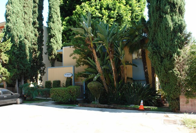 Building Photo - Fruitland Apartments