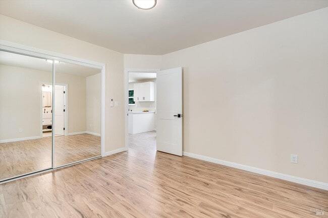 Building Photo - 9342 Chalk Hill Rd