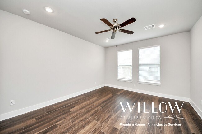 Building Photo - 10518 Moon Vly Ln