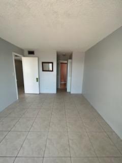 Building Photo - 2731 Taft St