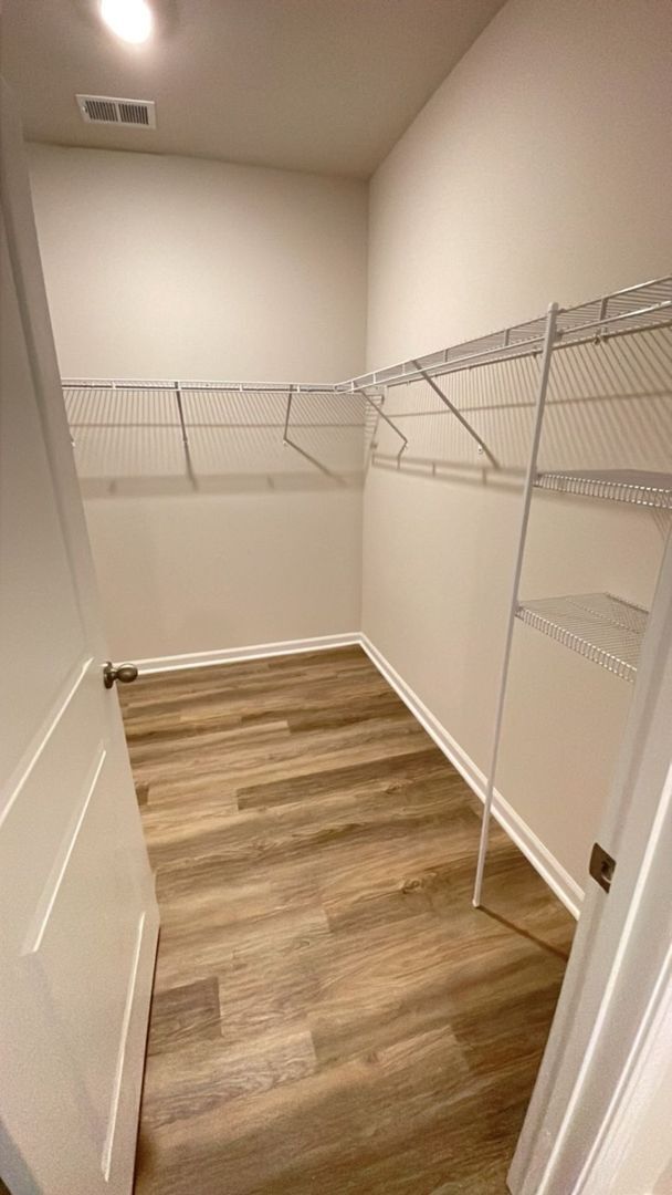 Building Photo - New build 4 bedroom house in Market Commons