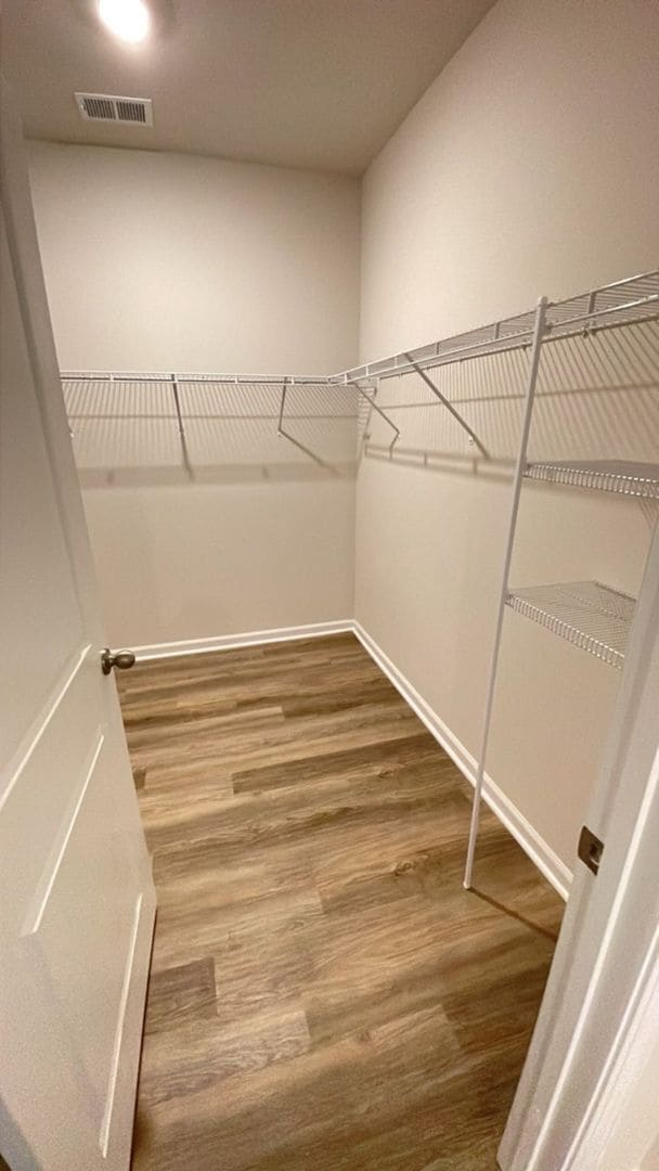 Building Photo - SPECIAL!  1/2 OFF 2ND MONTH RENT; 4 bedroom house in Market Commons