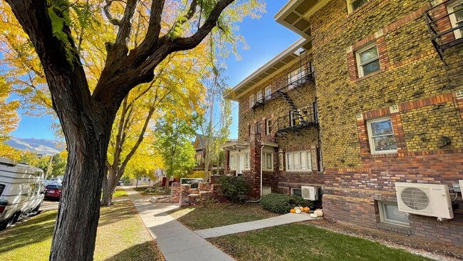 Building Photo - 1 Bedroom 1 bath Condo in Historic SLC bui...