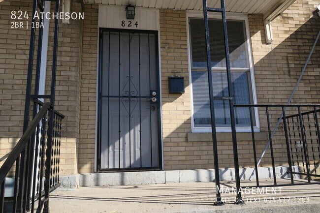 Building Photo - 824 Atcheson-