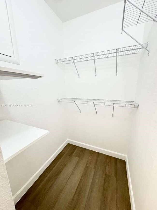 Building Photo - 2962 NW 35th Ave