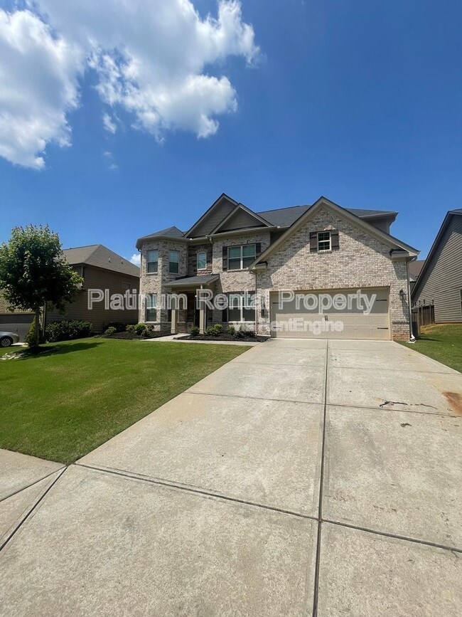 Building Photo - 5180 Mirror Lake Dr