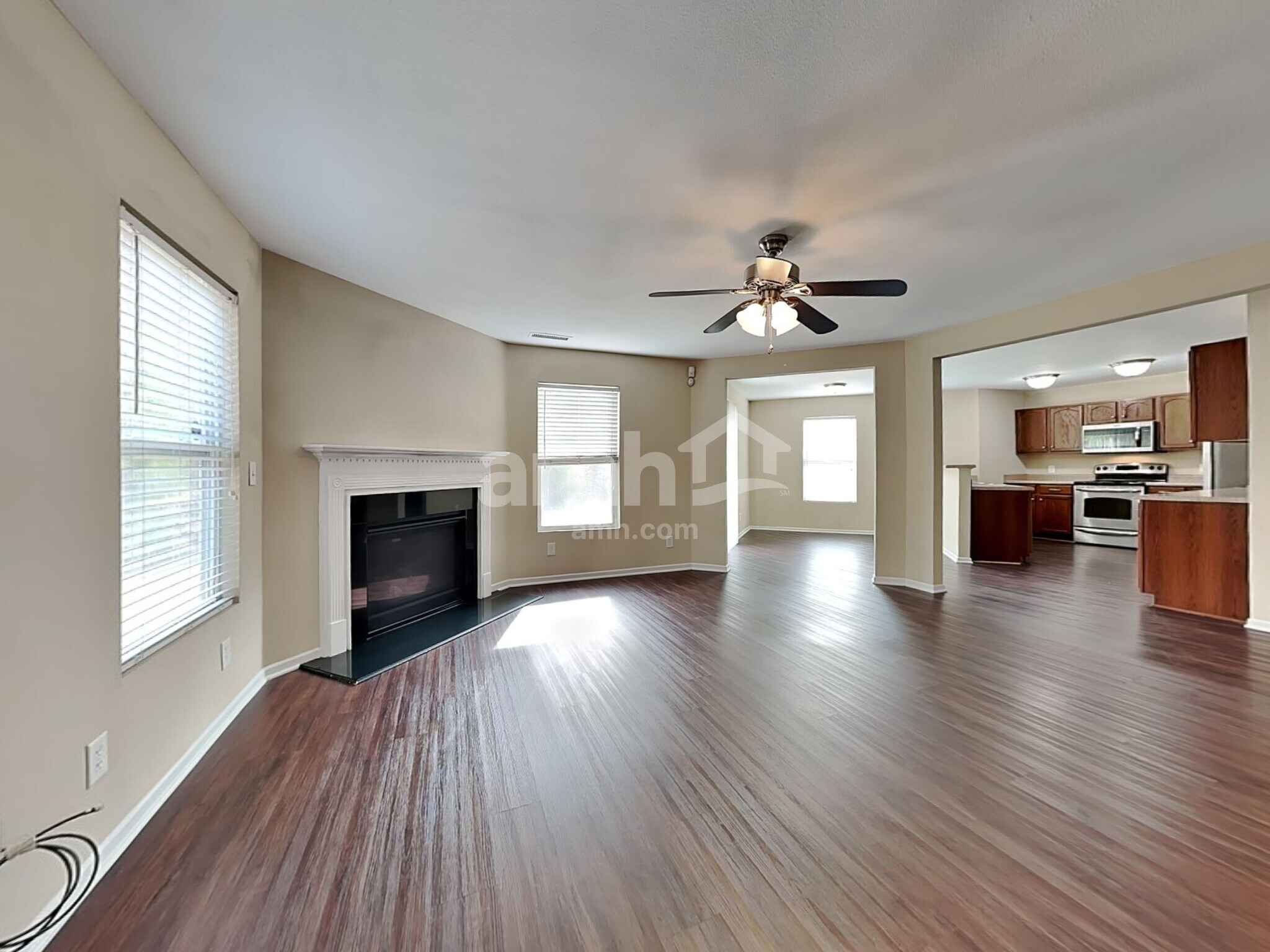 Building Photo - 1320 Perga Ct