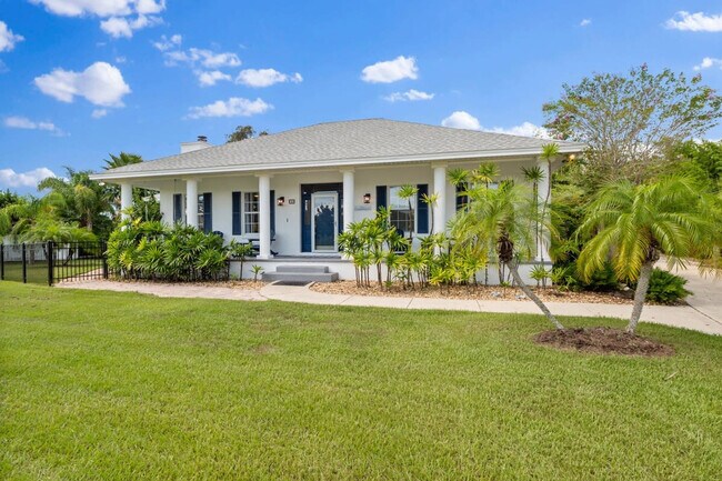 Building Photo - 4 Susan Pl