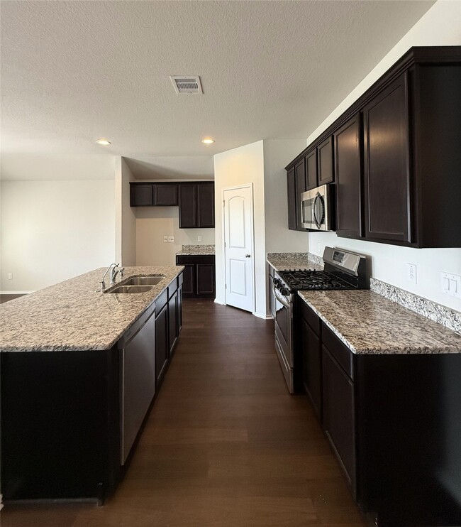 Building Photo - 11335 Dawn Beach Ln