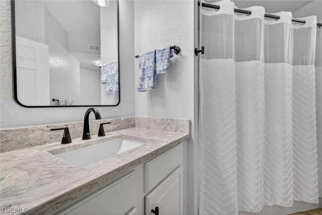 Building Photo - 15585 Ocean Walk Circle