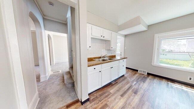 Building Photo - Brooklyn Center - 3 Bedroom Single Family ...