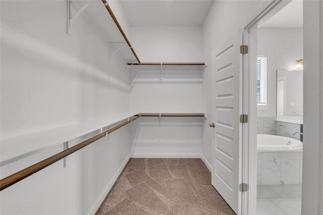 Building Photo - 125 High Plains Dr