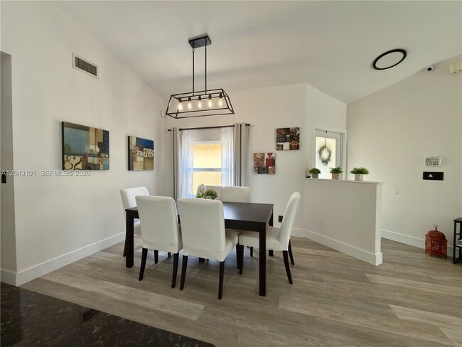 Building Photo - 17905 SW 10th Ct