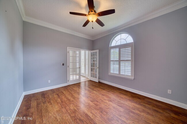 Building Photo - 1440 S Burgandy Trail