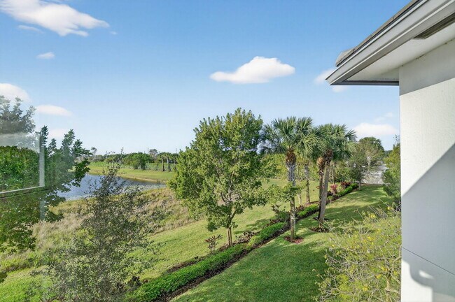 Building Photo - 4839 Navali Dr